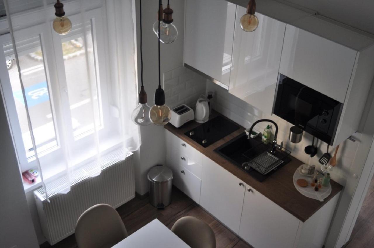 Apartment Home2 *