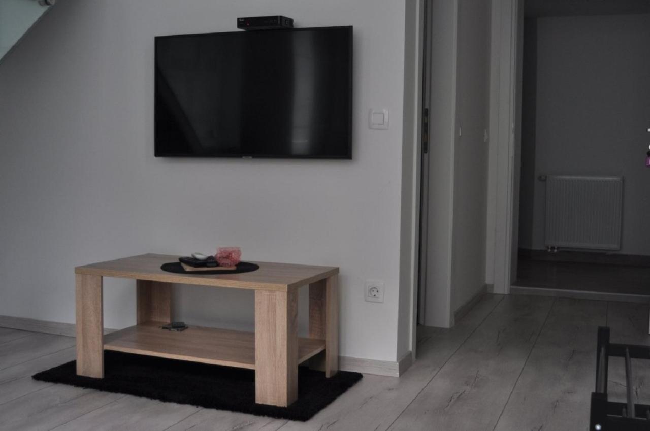 Home2 *